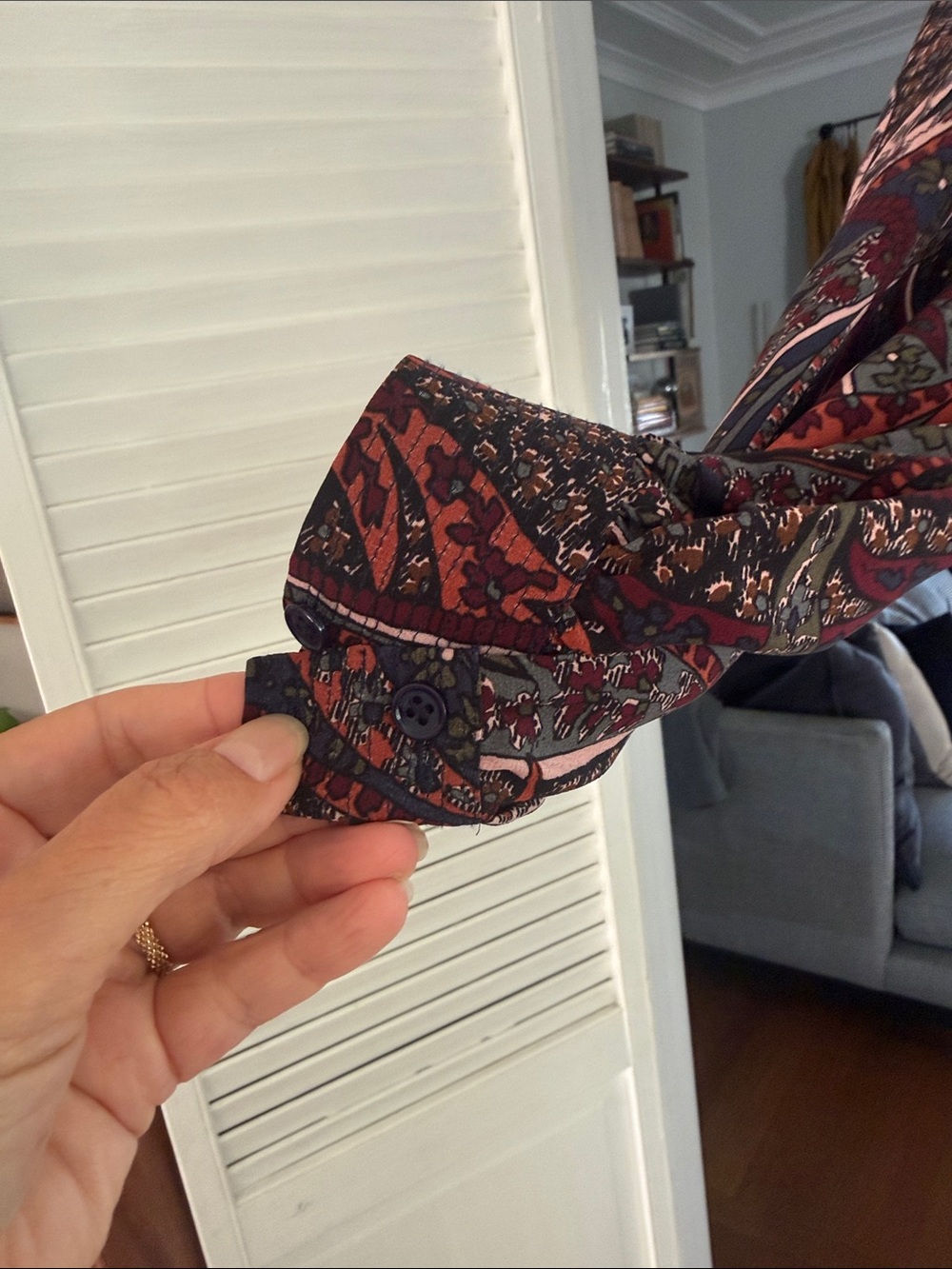 Vanessa Bruno Red & Green Paisley High-Neck Blouse - Picture 3 of 7